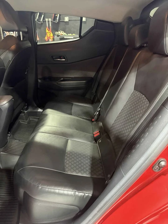 2021 Toyota C-HR - Image 13 of 20