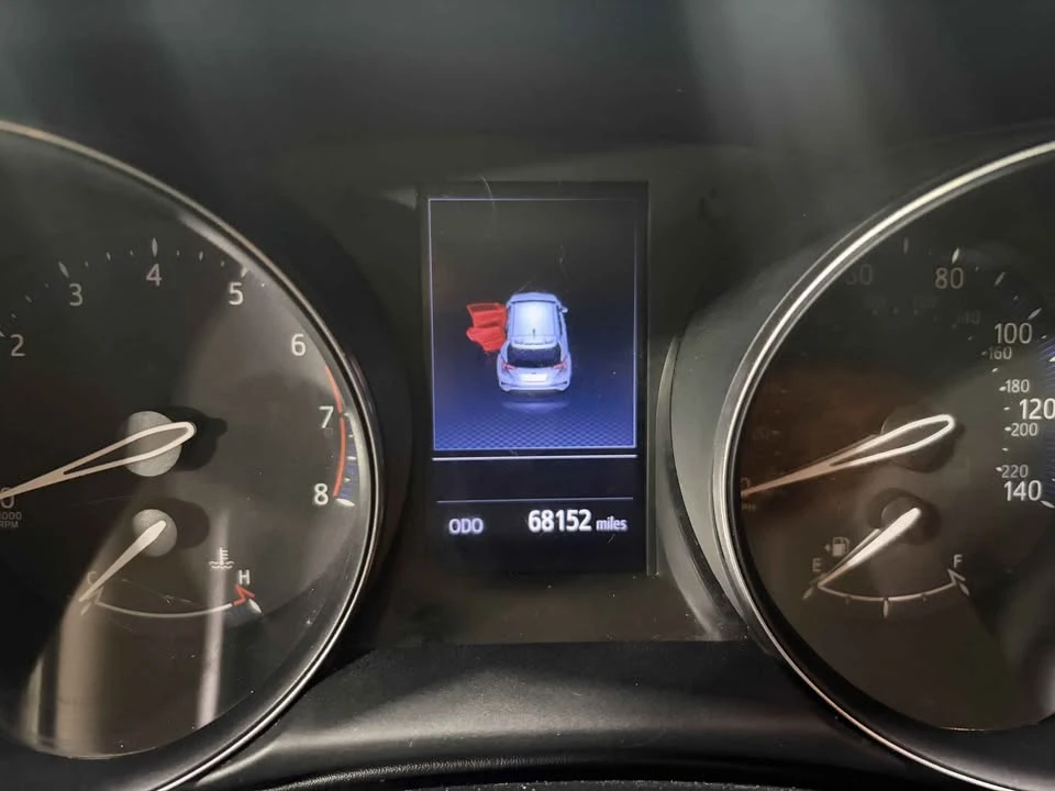 2021 Toyota C-HR - Image 17 of 20