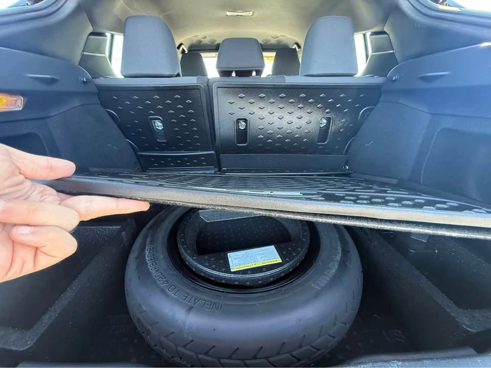 2021 Toyota C-HR - Image 7 of 16