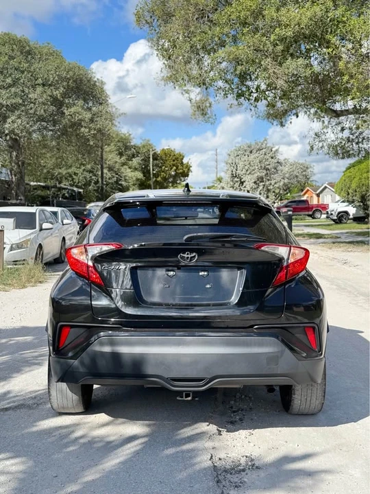 2021 Toyota C-HR - Image 4 of 10