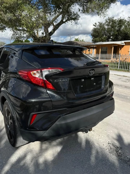 2021 Toyota C-HR - Image 10 of 10