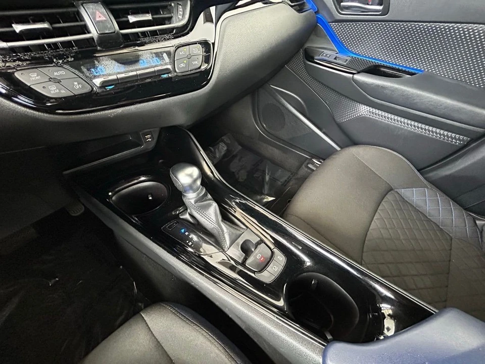 2021 Toyota C-HR - Image 10 of 12