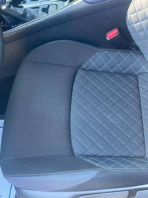 2021 Toyota C-HR - Image 11 of 19