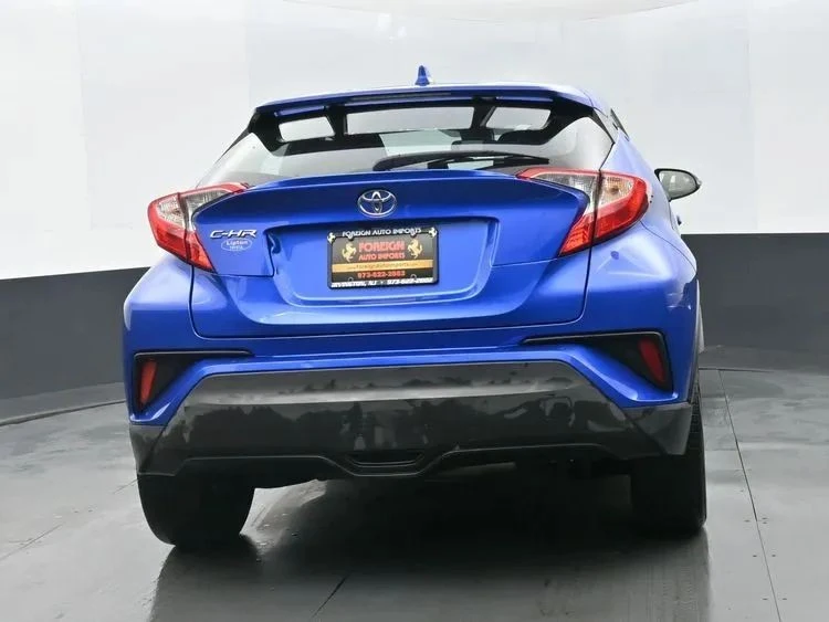 2021 Toyota C-HR - Image 8 of 12