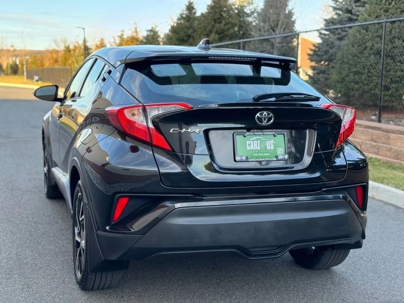 2021 Toyota C-HR - Image 10 of 12