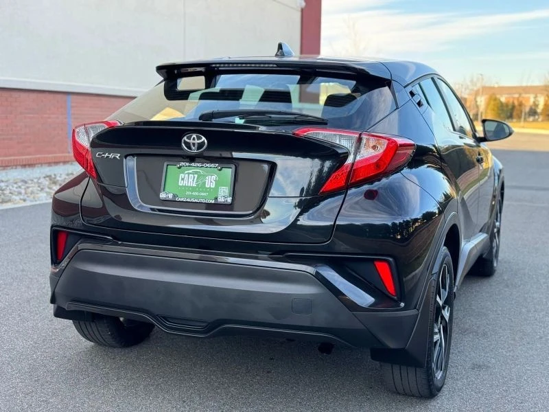 2021 Toyota C-HR - Image 8 of 12