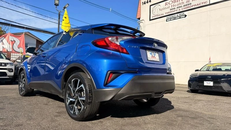 2021 Toyota C-HR - Image 10 of 12