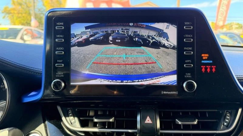 2021 Toyota C-HR - Image 7 of 12