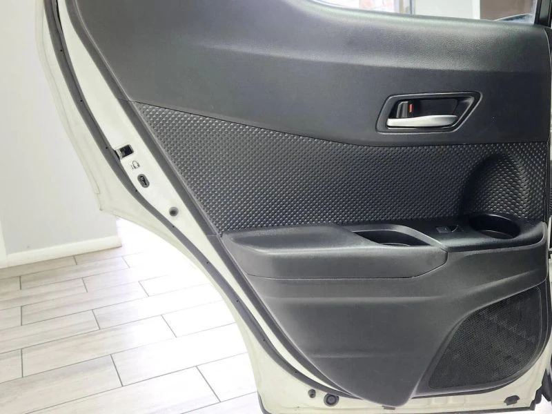 2021 Toyota C-HR - Image 12 of 12