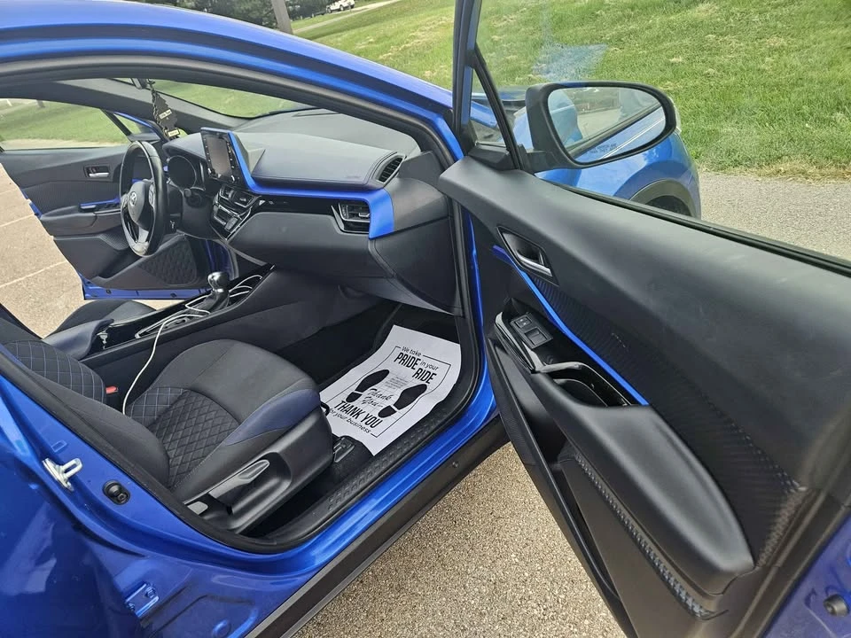 2021 Toyota C-HR - Image 8 of 14