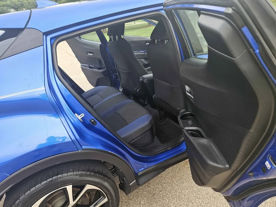 2021 Toyota C-HR - Image 9 of 14