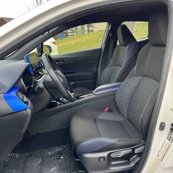 2021 Toyota C-HR - Image 10 of 18