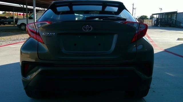 2021 Toyota C-HR - Image 11 of 21