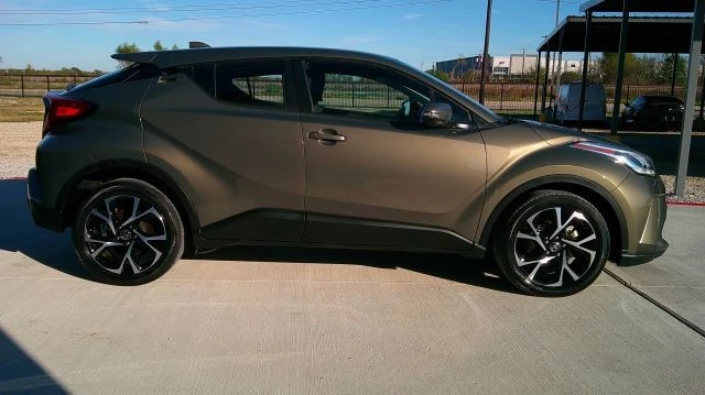 2021 Toyota C-HR - Image 15 of 21