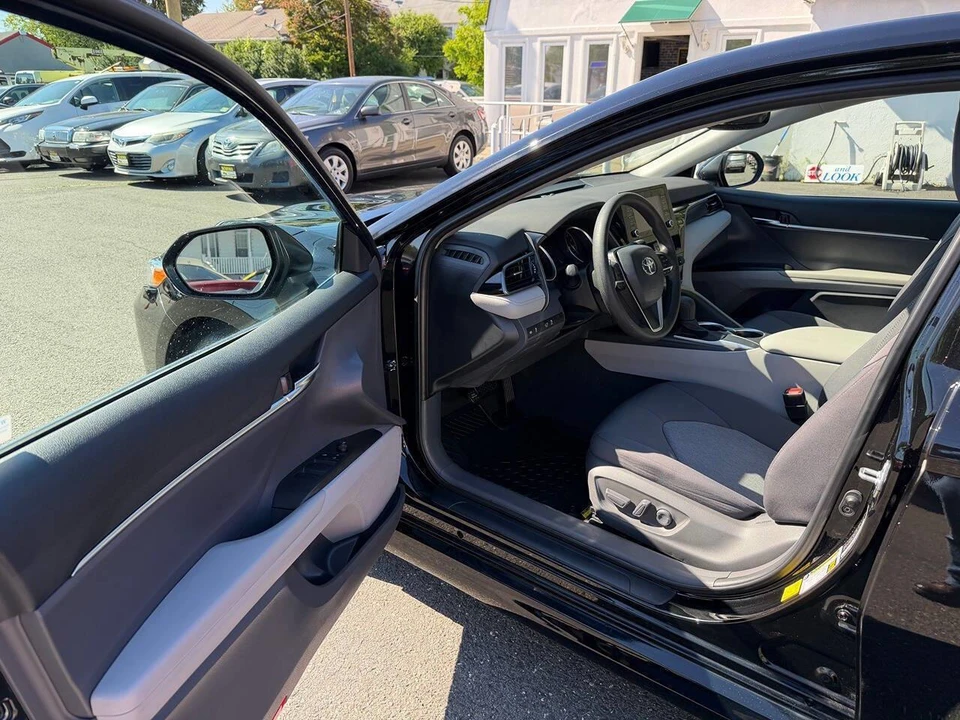 2021 Toyota Camry 8th Gen - Image 2 of 24
