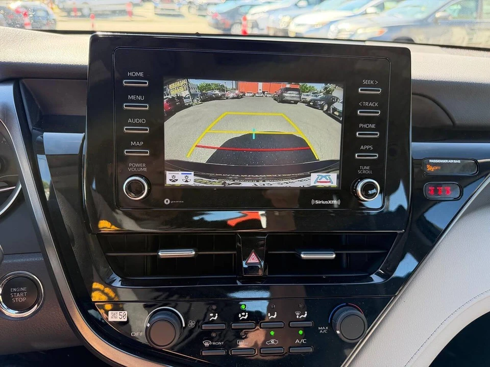 2021 Toyota Camry 8th Gen - Image 9 of 24