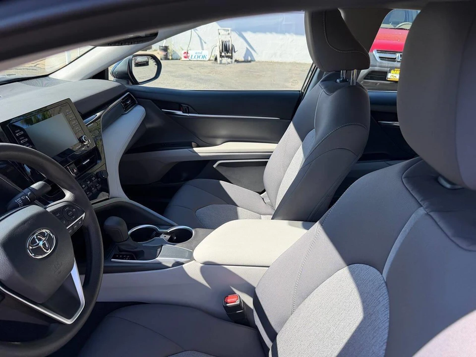 2021 Toyota Camry 8th Gen - Image 4 of 24