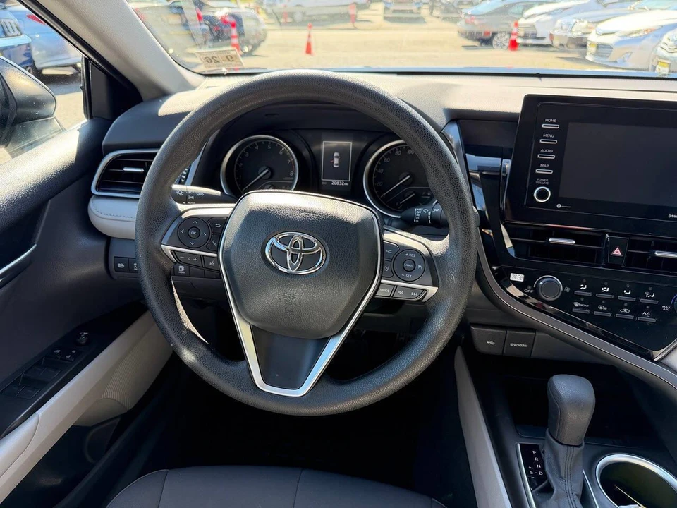 2021 Toyota Camry 8th Gen - Image 14 of 24