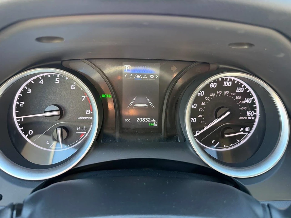 2021 Toyota Camry 8th Gen - Image 7 of 24