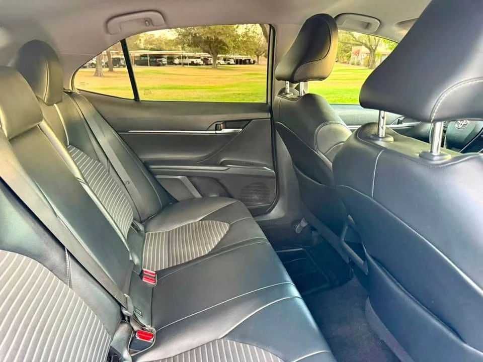 2021 Toyota Camry 8th Gen - Image 14 of 20