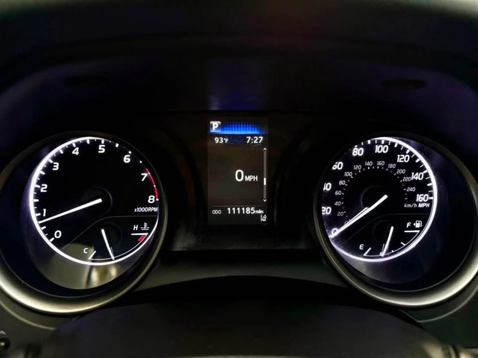 2021 Toyota Camry 8th Gen - Image 9 of 20