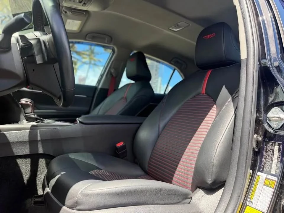 2021 Toyota Camry 8th Gen - Image 8 of 17