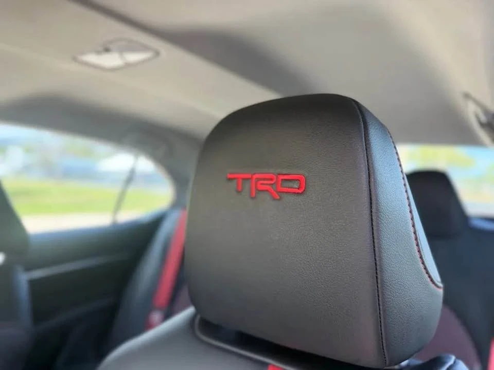 2021 Toyota Camry 8th Gen - Image 14 of 17