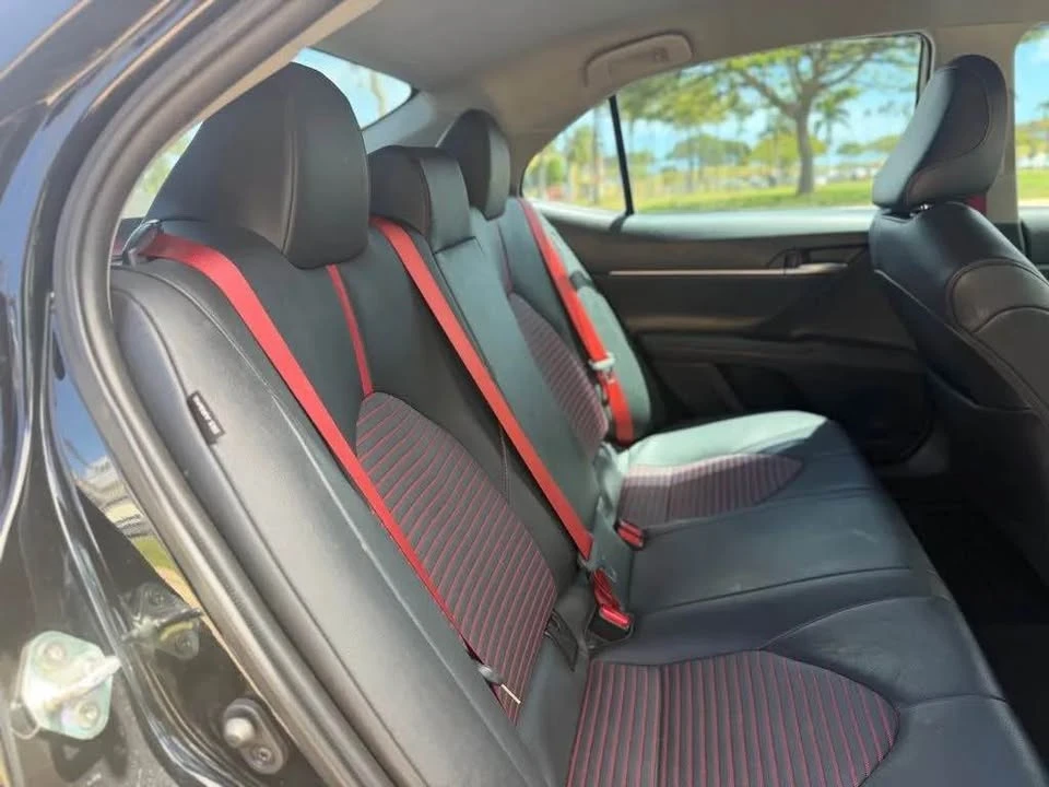 2021 Toyota Camry 8th Gen - Image 11 of 17