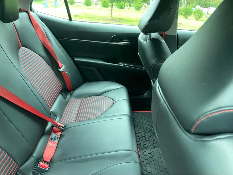 2021 Toyota Camry 8th Gen - Image 14 of 15
