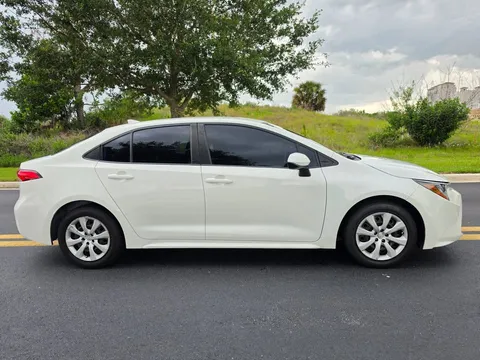 2021 Toyota Corolla 12th Gen - Image 2 of 20