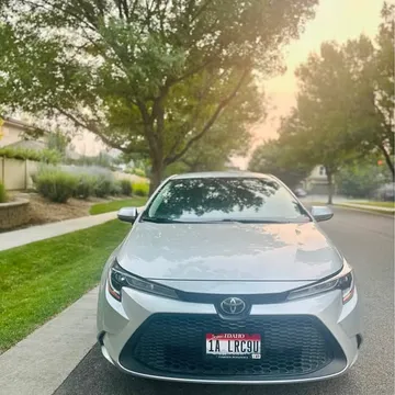 2021 Toyota Corolla LE Sedan 4D