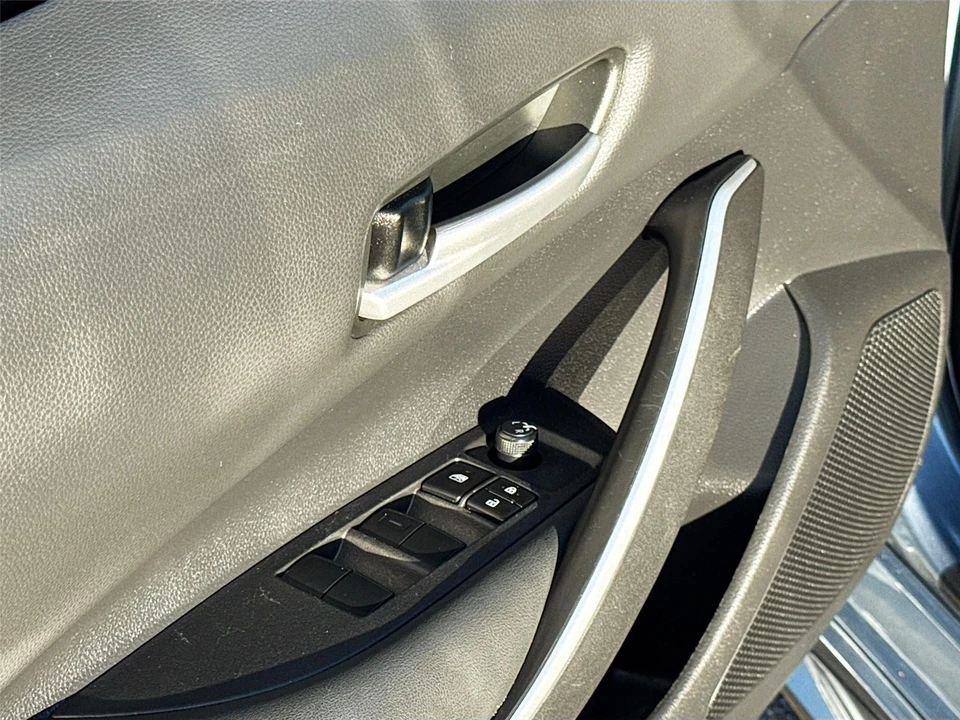 2021 Toyota Corolla 12th Gen - Image 16 of 21