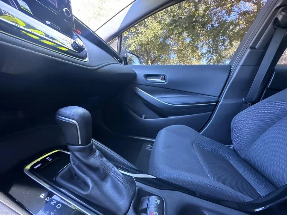 2021 Toyota Corolla 12th Gen - Image 12 of 21