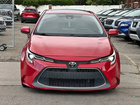 2021 Toyota Corolla XLE Sedan 4D