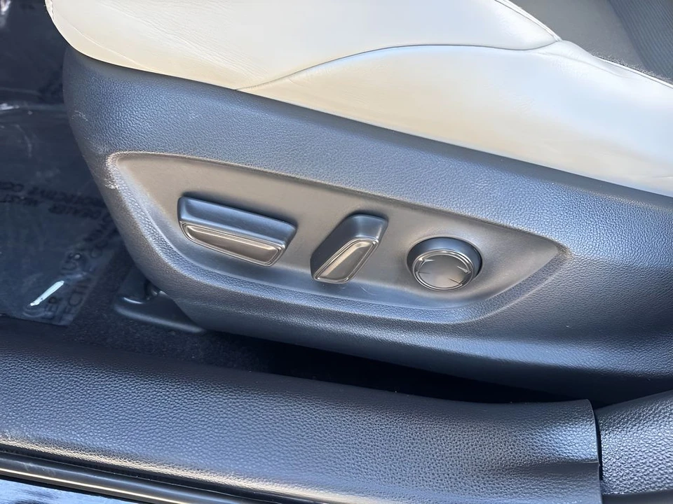 2021 Toyota Corolla 12th Gen - Image 10 of 31