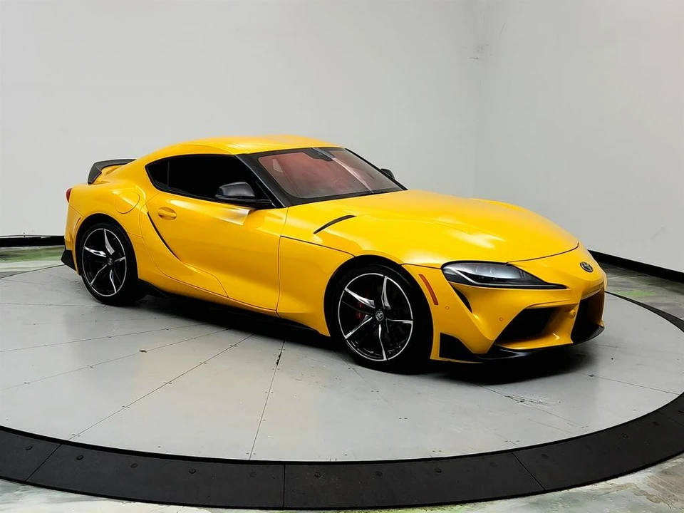 2021 Toyota - Image 3 of 31