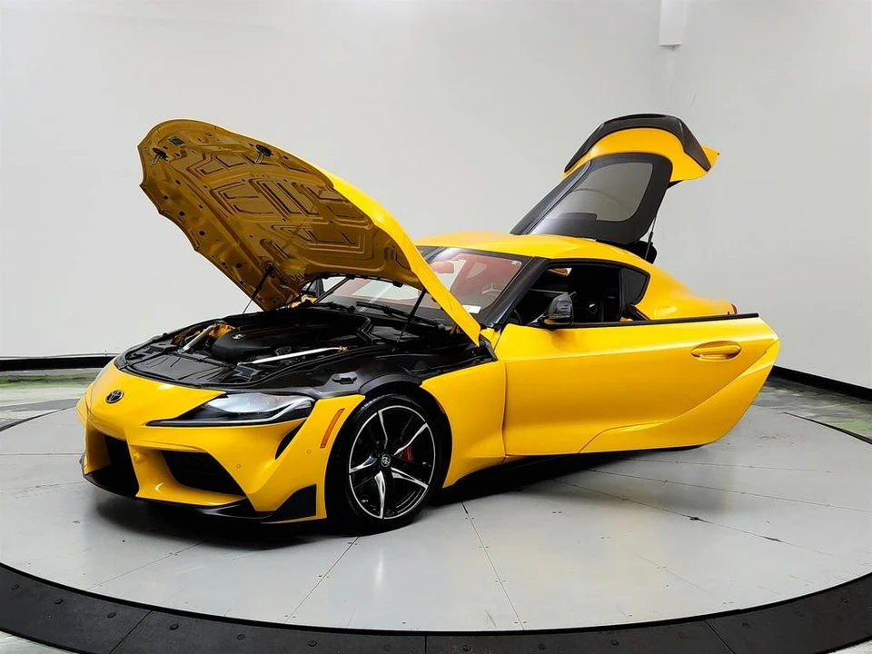 2021 Toyota - Image 9 of 31
