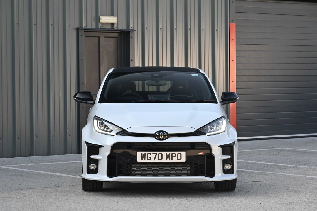 2021 Toyota Yaris - Image 10 of 31