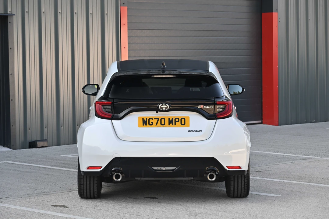 2021 Toyota Yaris - Image 13 of 31