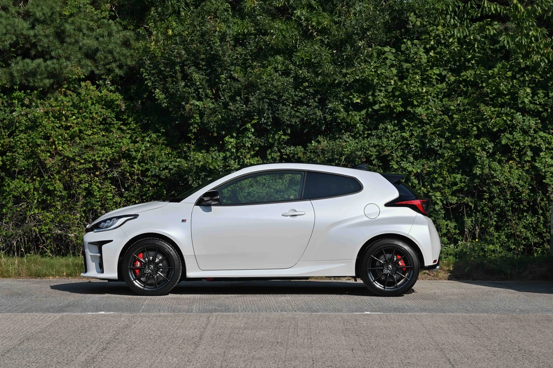 2021 Toyota Yaris - Image 4 of 31