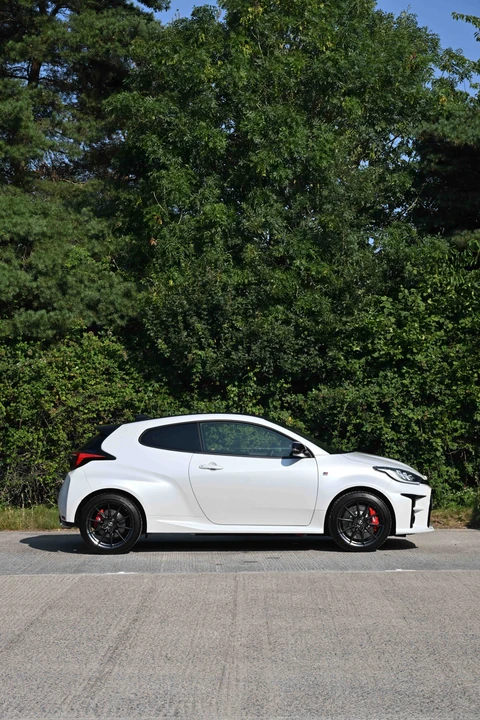 2021 Toyota Yaris - Image 24 of 31