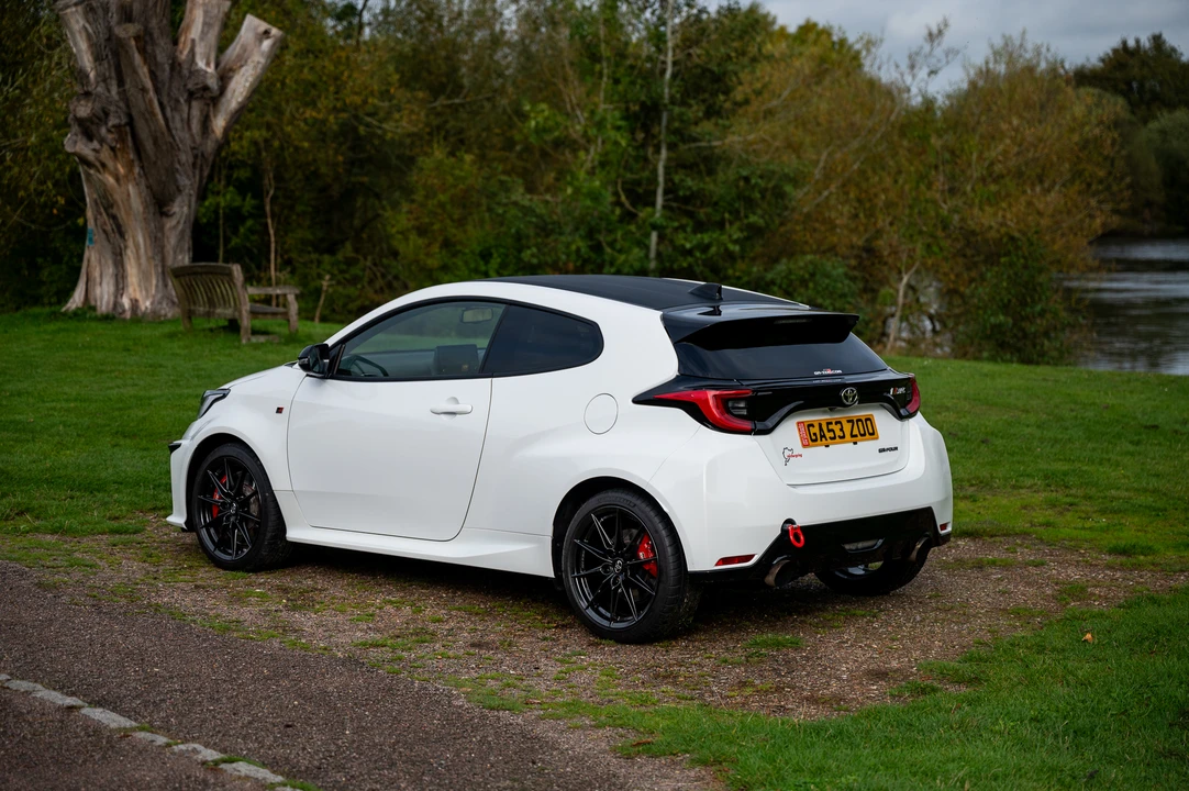 2021 Toyota Yaris - Image 15 of 31