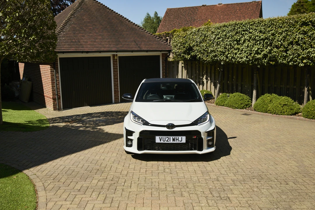 2021 Toyota Yaris - Image 10 of 31