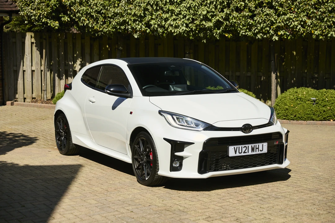 2021 Toyota Yaris - Image 9 of 31