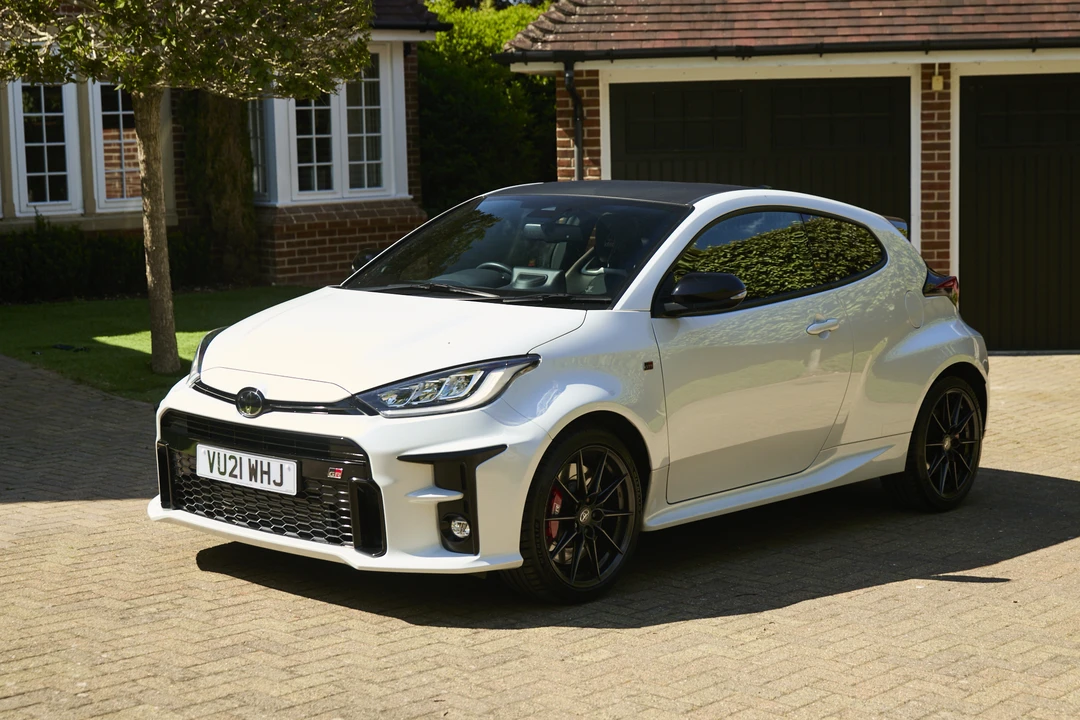 2021 Toyota Yaris - Image 3 of 31