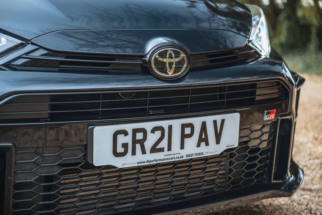 2021 Toyota Yaris - Image 14 of 31