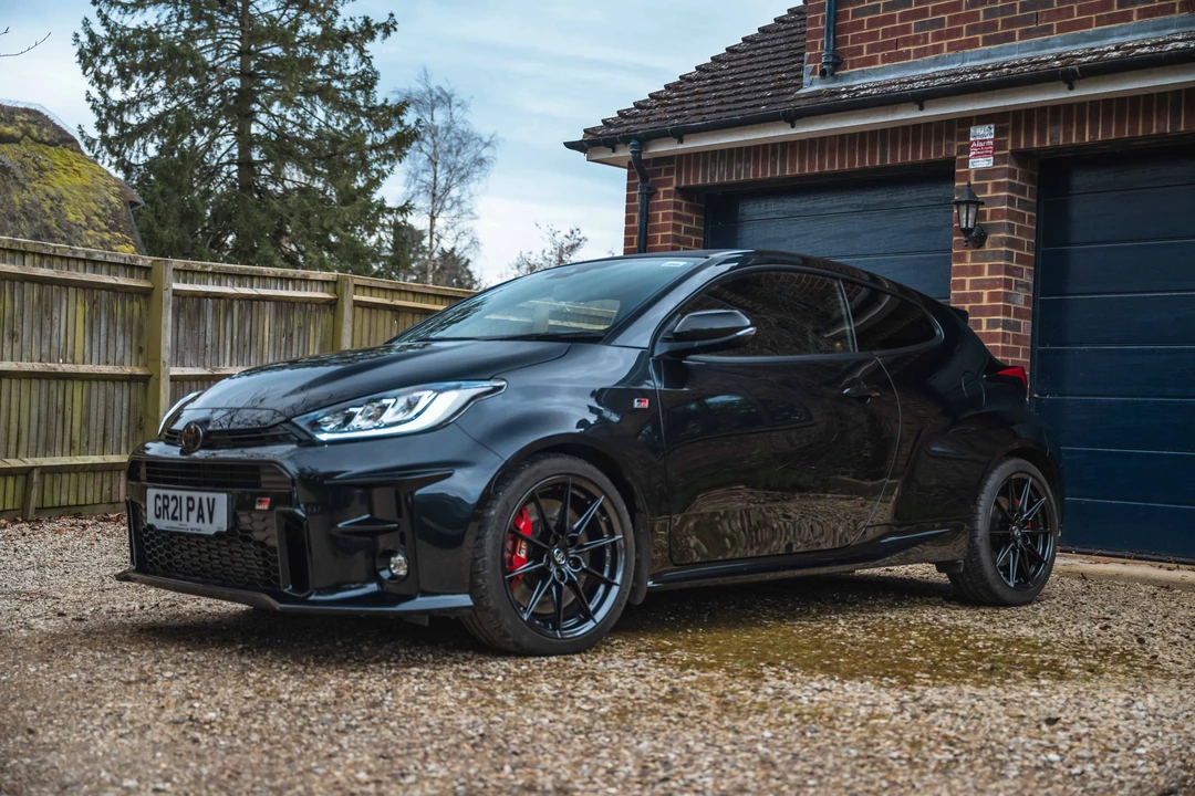 2021 Toyota Yaris - Image 3 of 31