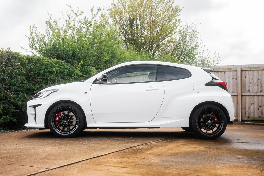 2021 Toyota Yaris - Image 8 of 31