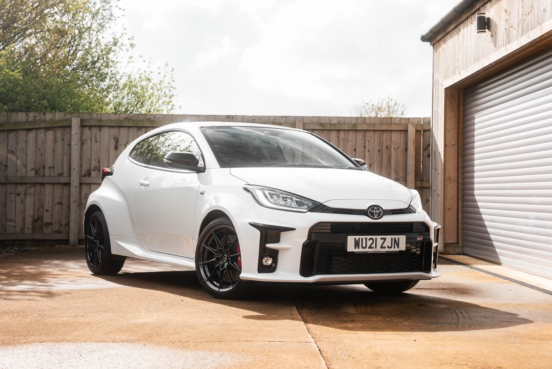 2021 Toyota Yaris - Image 3 of 31