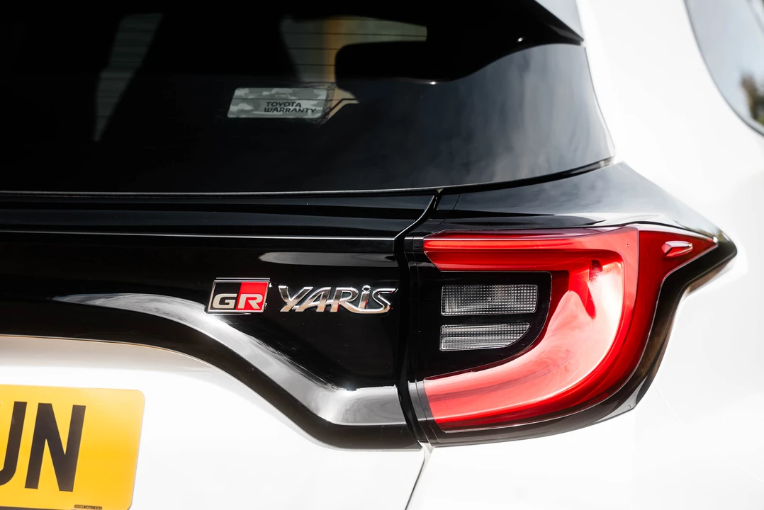 2021 Toyota Yaris - Image 24 of 31